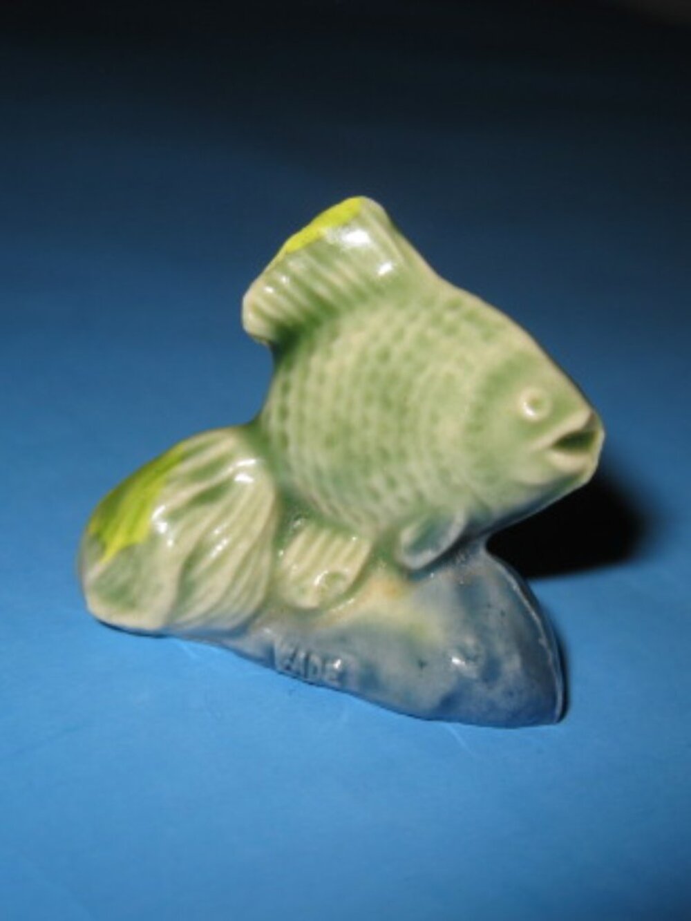 Fish Fantail Goldfish Wade Red Rose Tea Figure Whimsie Animal